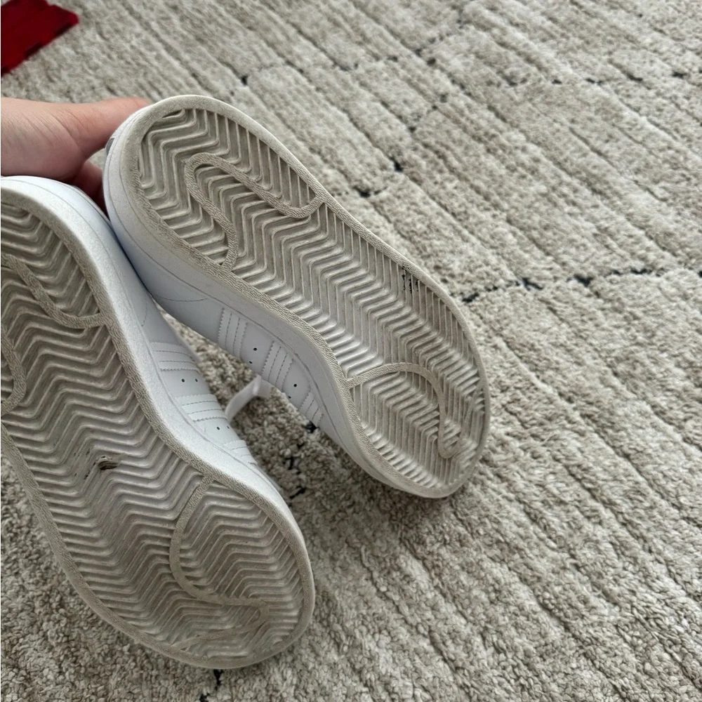 Adidas sneakers white on white size 5 1/2 - Picture 5 of 5